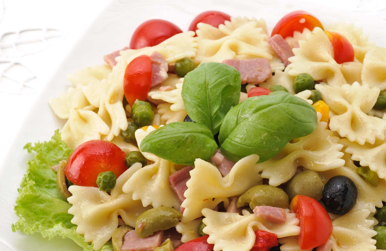 Pasta salad colored with Nonno Nanni Squaquerello | Nonno Nanni